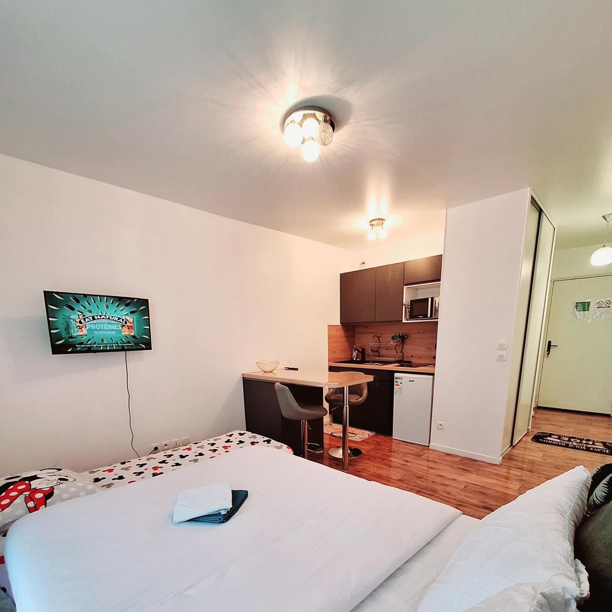 Studio Alpha - 2Min By Train To Disneyland Or 20Min Walk - 5Min Walk To "Val D'Europe" Station Монтеврен Экстерьер фото